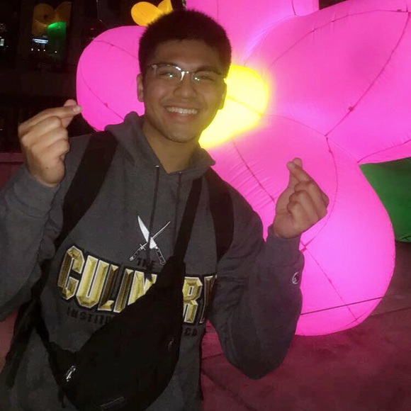 Meet your Posher, Rodell - Picture 1 of 5